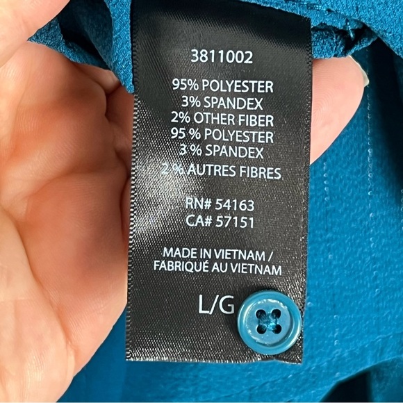 DKNY - Women's Blouse Teal NWOT Long Sleeve Flowy Top Lightweight Ruffle Large - Picture 11 of 11